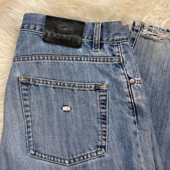 Lacoste Light Wash Jeans - Picture 2 of 8